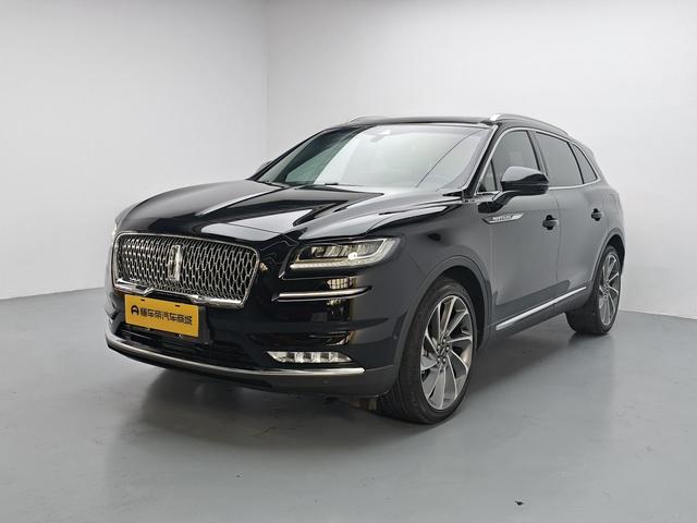 Voyager 2022 2.7T 4WD Premium