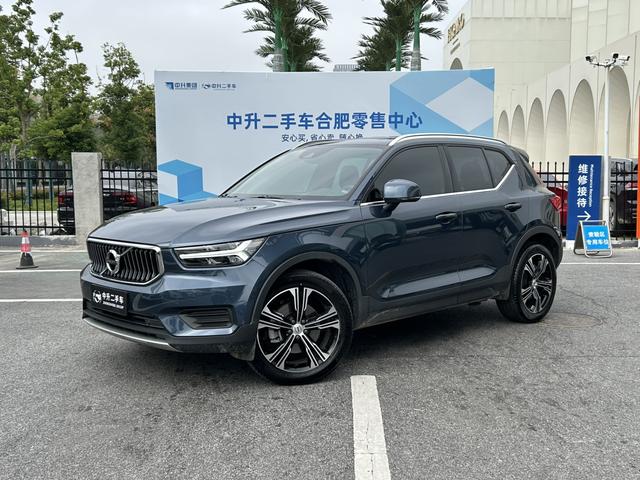Volvo XC40 2022 T4 4WD Smart Style