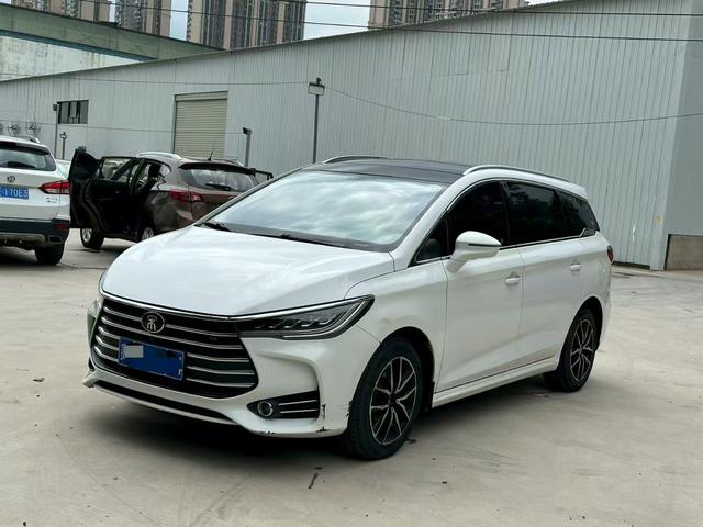 Song MAX 2017 1.5T Automatic Intelligent Elite 7-seater