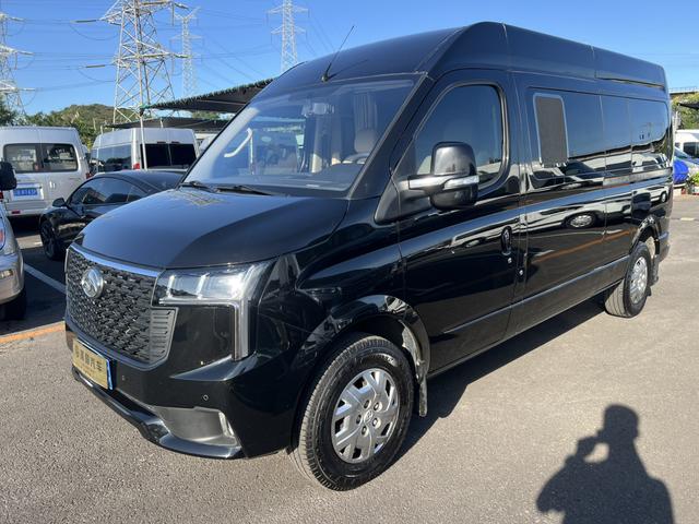 Xintu V80 2024 PRO 2.0T AMT Max Express long axis mid-top 147Ps 6-9 seats