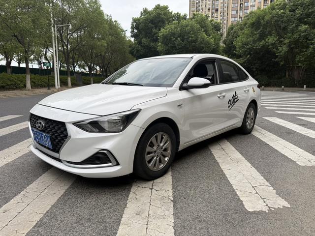 Hyundai 2018 1.6L Automatic Pleasant Edition GL State V