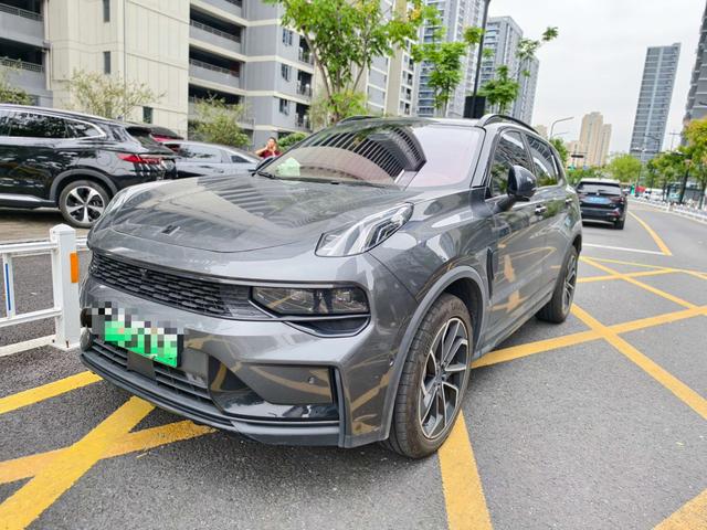 Lynk & Co. 01 EM-P 2023 Model 1.5 TD EM-P PM