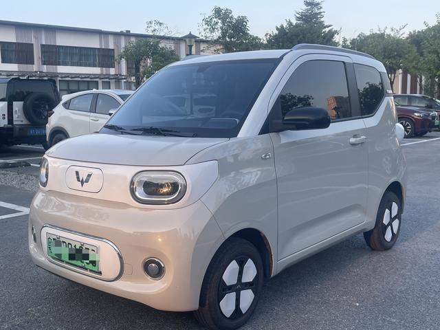 Wuling Hongguang MINIEV 2024 215km Advanced Version Lithium Iron Phosphate
