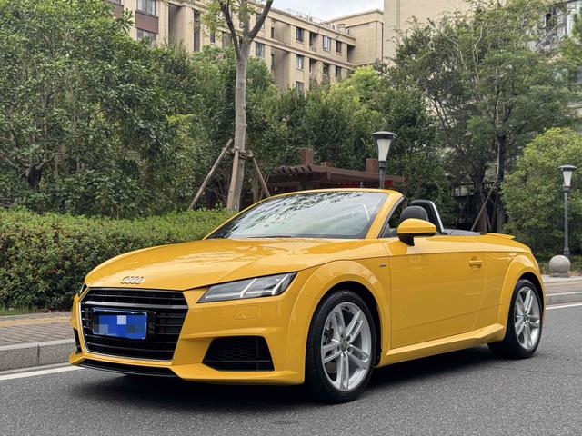 Audi TT 2015 TT Roadster 45 TFSI