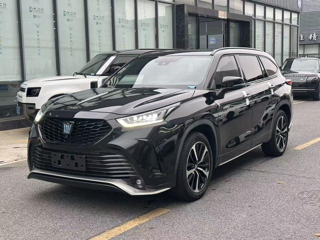Crown Land Release 2021 2.5L HEV 4WD Signature Edition