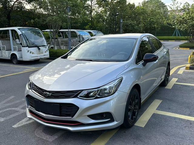 Cruze 2018 model 320 Automatic Xuanfeng Urban Edition