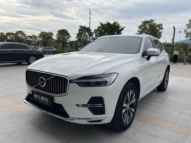Volvo XC60 2023 B5 4WD Intelligent Luxury