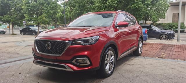 MG HS 2018 30T automatic two-wheel drive Trophy hormone burning version National V