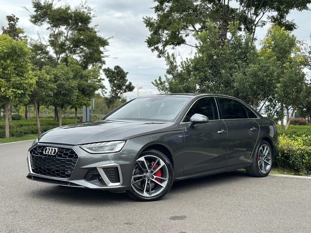 Audi A4L 2020 40 TFSI Stylish Dynamic