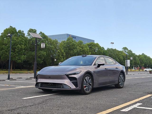 Star Epoch ES 2025 extended-range version Max Urban driving assistance