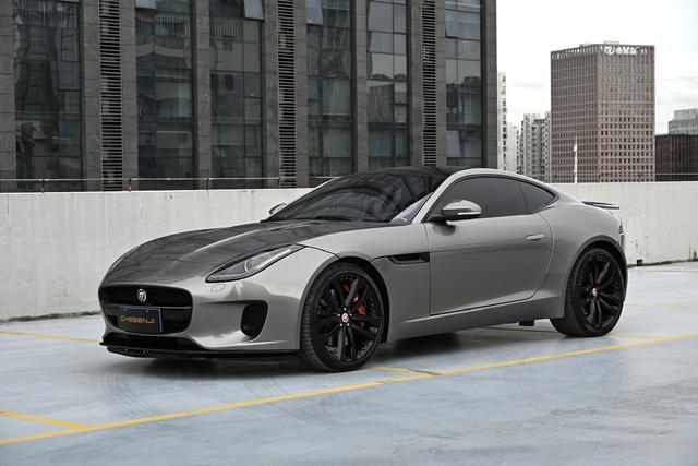 Jaguar F-TYPE 2019 2.0T Hardtop Edition