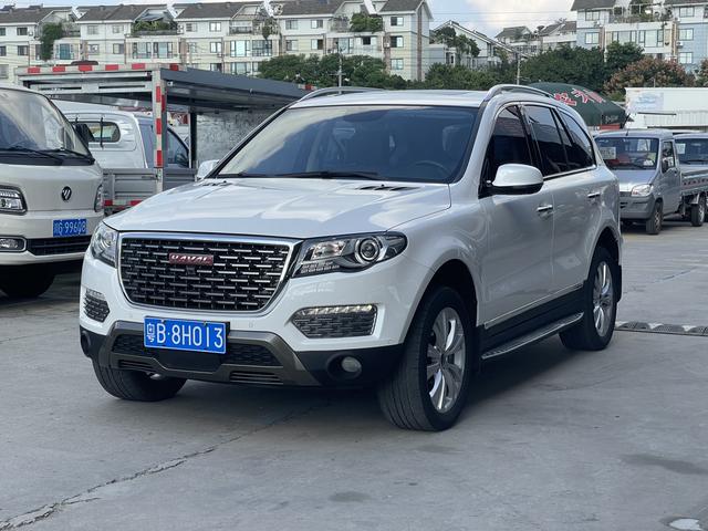 Haval H8 2017 2.0T gasoline four-wheel drive smart enjoyment type