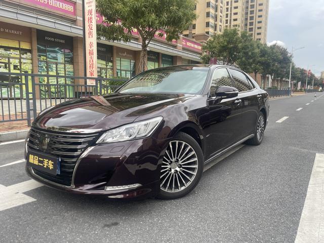 Crown 2018 2.0T Sport