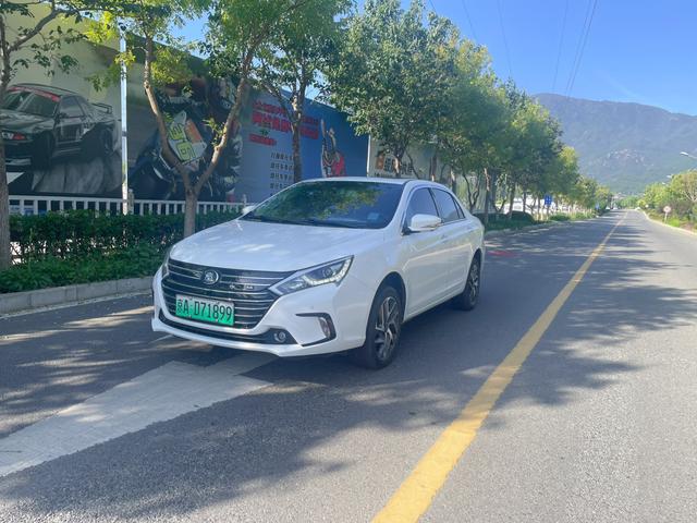 Qin EV 2018 Qin EV450 Smartlink Premium
