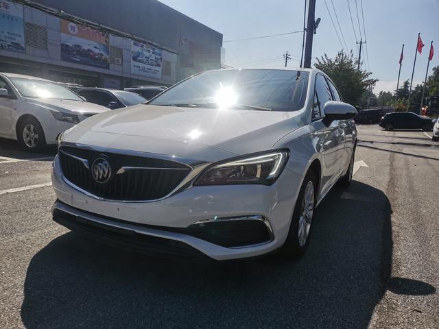 Verano 2018 trim 20T Dual Clutch Leader