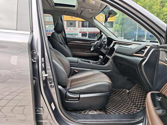 Фото машины 24