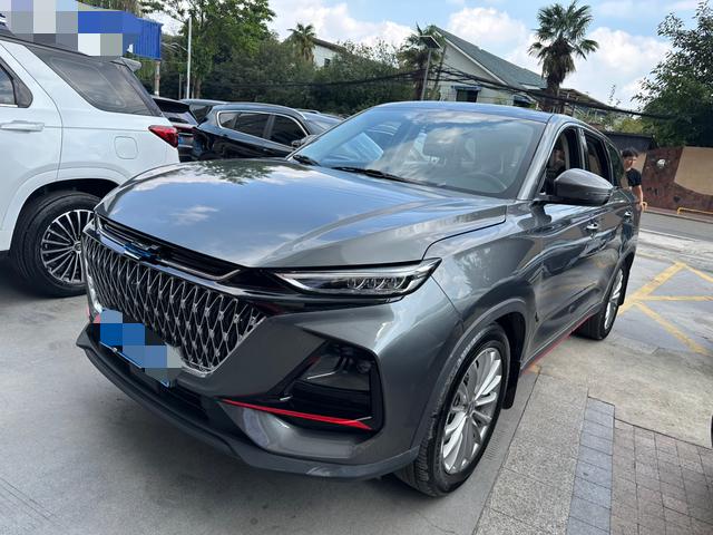 Changan Auchan X7 PLUS 2022 1.5T Auto Blue Whale Edition Premium 7-Seater