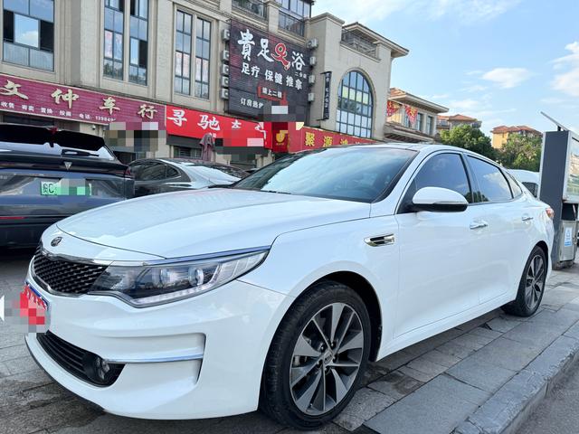 Kia K5 2017 2.0L Automatic 15th Anniversary Special Edition LUX