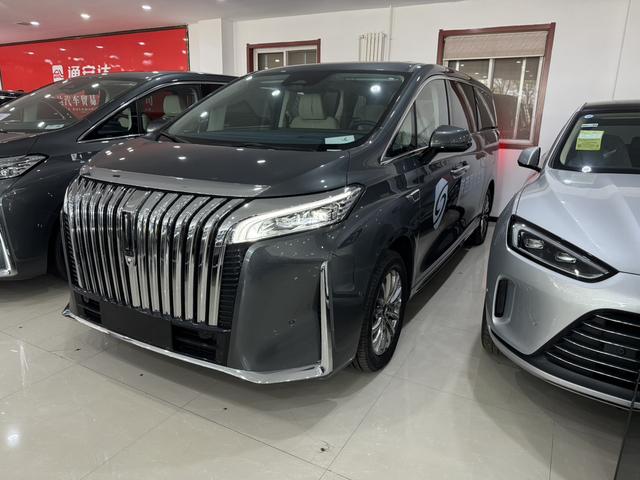 Alpine 2023 four-wheel drive executive extended version