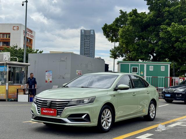 Roewe ei6 2017 45T Hybrid Connected Smart Edition