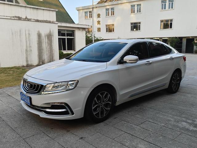 Borealis 2017 2.4L Standard