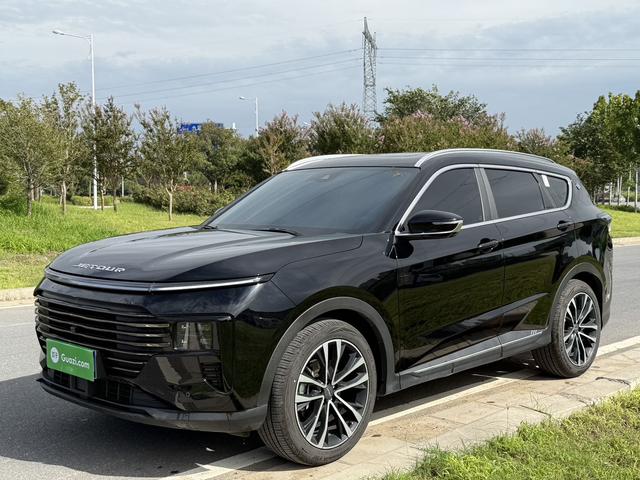 Jietu X70 PLUS 2025 1.5T 7DCT Ultimate Edition 7 Seats