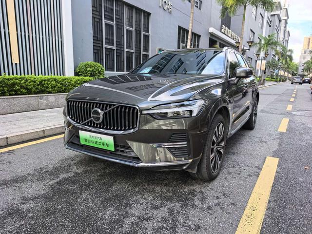Volvo XC60 PHEV 2022 T8 four-wheel drive Zhiyuan Deluxe Edition