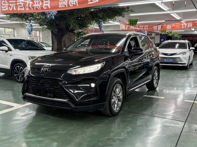 Veranda 2022 2.0L 4WD Luxury PLUS Edition