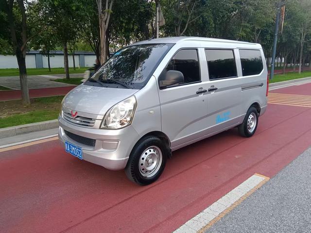 Wuling Rongguang 2019 Model 1.2L S Basic Type