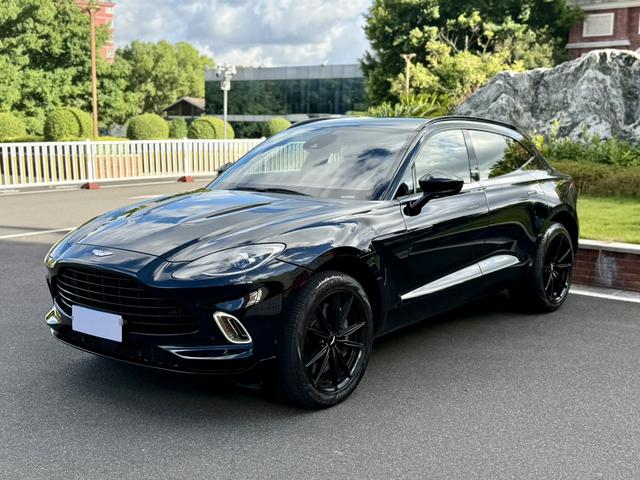 Aston Martin DBX 2023 3.0T STRAIGHT SIX
