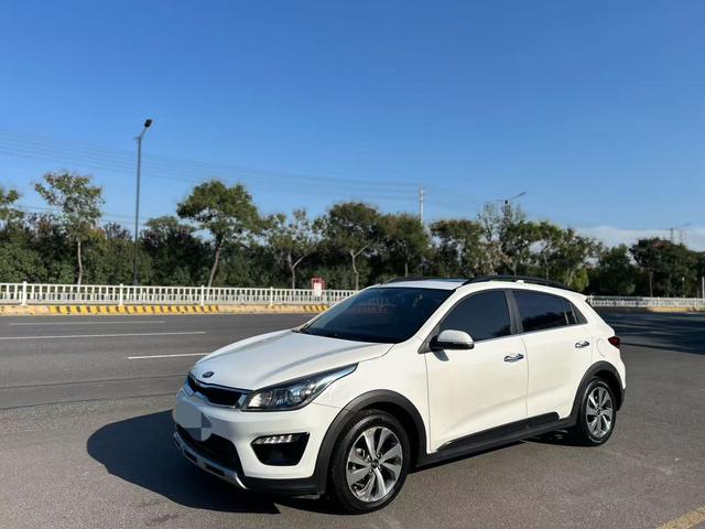 KX CROSS 2018 1.6L automatic smart sunroof version