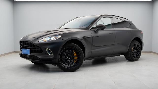 Aston Martin DBX 2021 4.0T V8 Silhouette