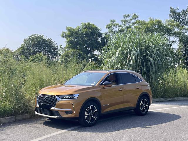 DS 7 2018 45THP Opera Edition