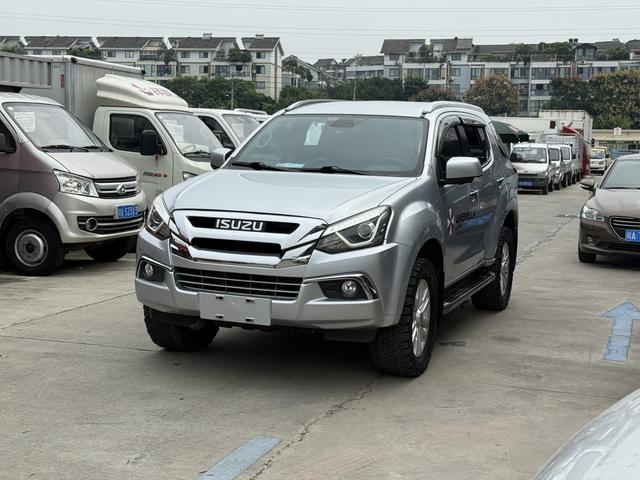mu-X Mu Ranger 2018 1.9T automatic four-wheel drive Jinyue Version 7-seater