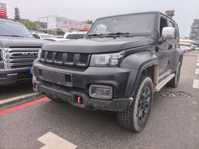 Beijing off-road BJ40 2021 2.0D automatic four-wheel drive blade hero version knight type