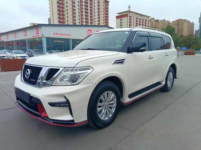 Tourer 2017 5.6L automatic front drive 7-seater parallel import