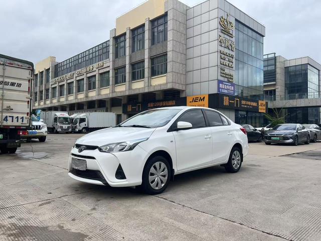 YARiS L Enjoy 2020 1.5L CVT Leader