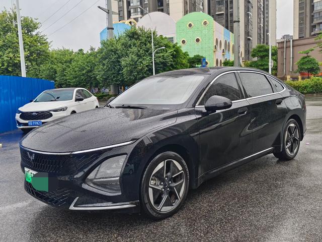 Wuling Starlight PHEV 2023 150 Advance Edition