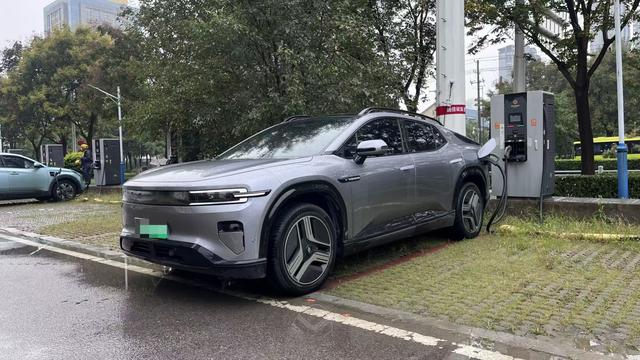Changan Qiyuan E07 2024 pure electric 90kWh Ultra high-performance four-wheel drive