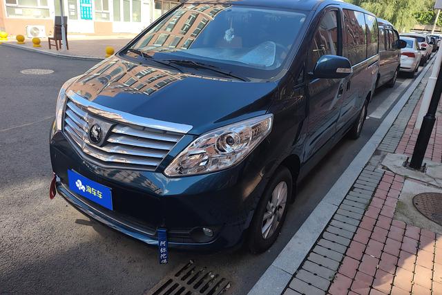 Lingzhi PLUS 2021 Travel version 2.0L manual Luxury 7-seater