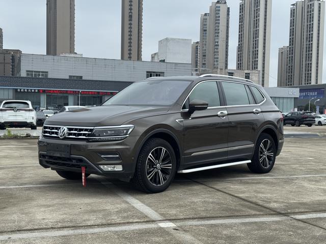 Toucan L 2018 330TSI Automatic 2WD Signature Edition
