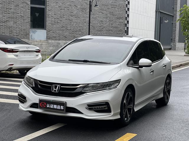 Jade 2017 210TURBO CVT Deluxe Edition 5 Seats