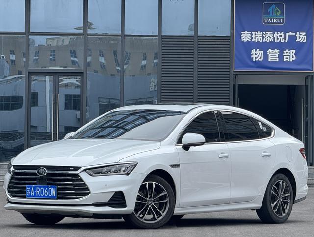 Qin Pro 2019 Super Version 1.5 TI Automatic Zhilian Fengyao National VI