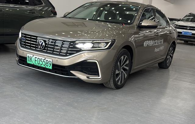 Passat PHEV 2022 430PHEV Hybrid Luxury Edition