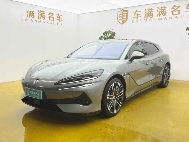 Denza Z9GT DM 2024 1100 four-wheel drive Ultra version