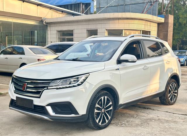 RX3 2018 1.6L CVT Signature Edition