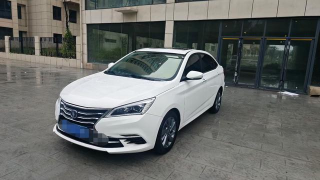 Escape DT 2018 1.6L Automatic Premium