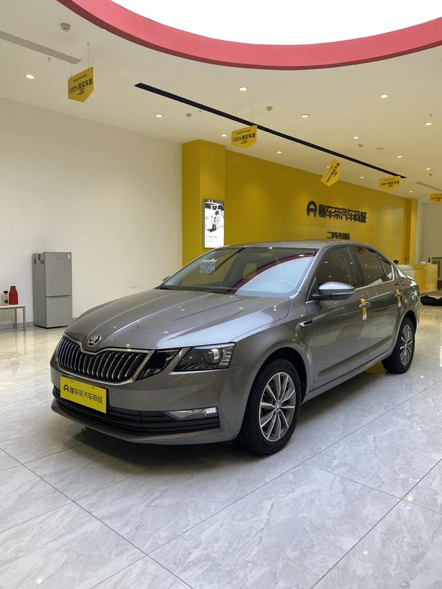 Octavia 2019 model ZI230 DSG Smart Travel Comfort Edition Country VI
