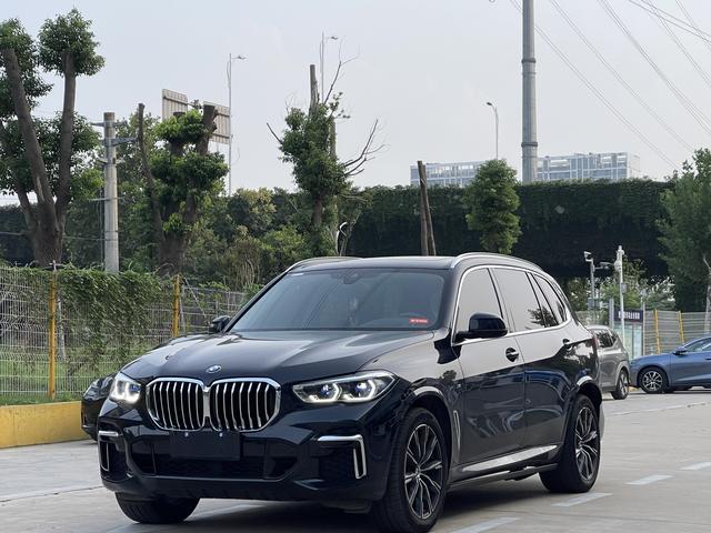 BMW X5 2022 Modified xDrive 30Li Premium M Sport Package
