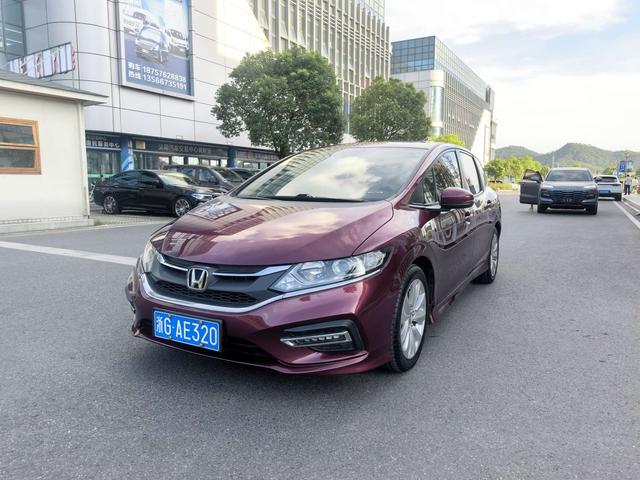Jed 2017 1.8L Auto Comfort 5-Seater